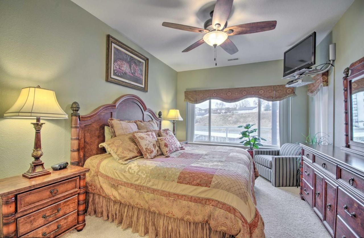 Breezy Lake Ozark Escape Dock, Slip And Pool! ภายนอก รูปภาพ